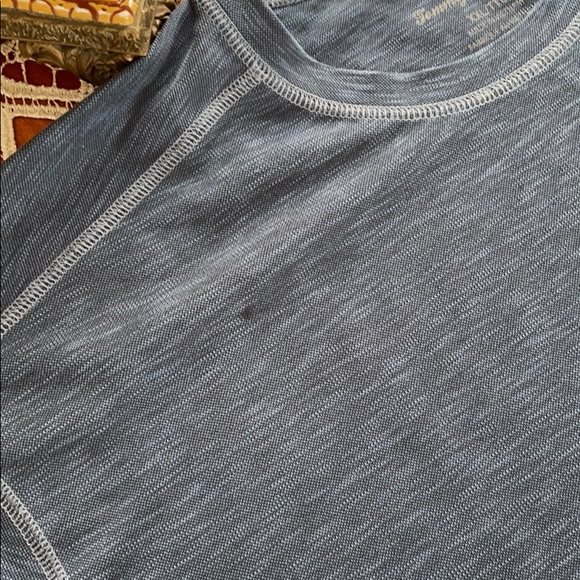 Tommy Bahama Short Sleeve - Picture 5 of 6